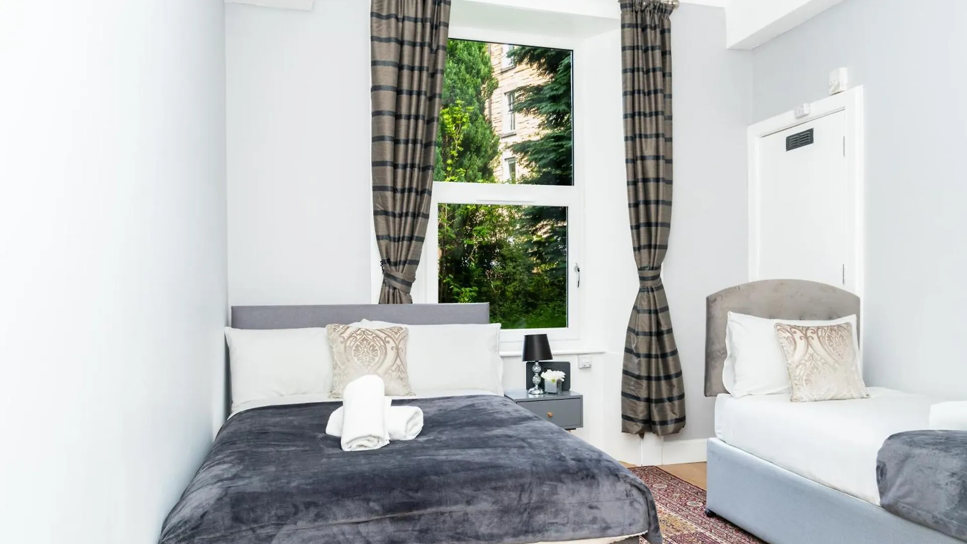 Apartamento 3Br Home Next To Stadium Near Airport Sleeps 7 Edimburgo