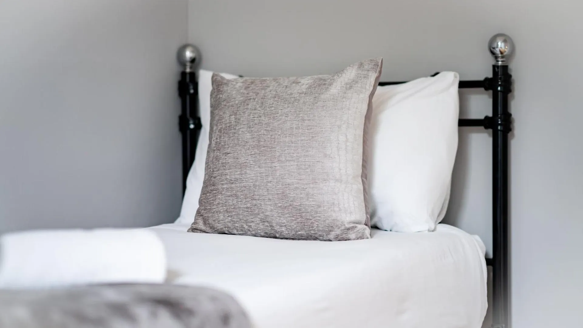 Apartamento 3Br Home Next To Stadium Near Airport Sleeps 7 Edimburgo